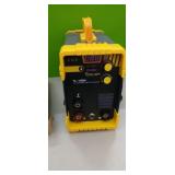 TOOLIOM  TL-135M  110V GASLESS MIG / STICK WELDER