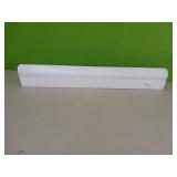 LED UNDERCABINET FIXTURE.( 24 INCHES LONG )