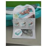 THE first Years Sure Comfort Tub