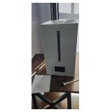NEW In Box Humidifier Voltage: 110-220VPower: