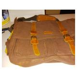 Gearonic  17 inch used  Messenger Bag