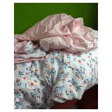 King Size Tulip Pattern Bedding Set,