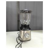 Dash Quest Blender 1.5L Capacity Works May have