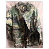 Military camo parka size large
