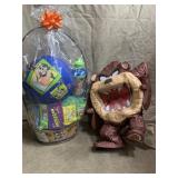 Tazmanian devil piñata and basket