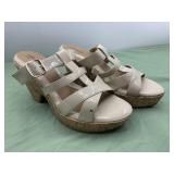 Ladies platforms size 10