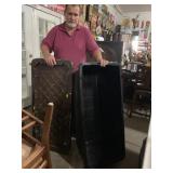 55 gallon storage tote with locking lid- good