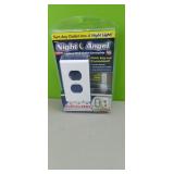 LED LIGHTED WALL-OUTLET COVERPLATE