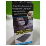 New The Amazing Absorbing Mat 18" x 27"