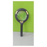 LED Lighted Magnifier  3X power