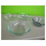 4 Pyrex Serving Bowls