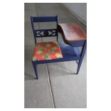 Vintage Gossip Bench. Good Condition