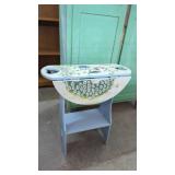 Small Bird House Pattern Drop Leaf Table