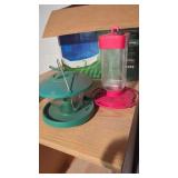 Hummingbird Feeder & Bird Feeder