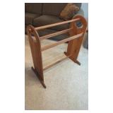 Wood Quilt Rack