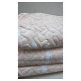New Queen Size Quilt  Bedspread 3PCS with 2