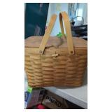 1993 Longaberger Picnic Basket