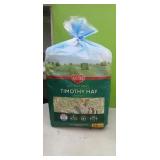 (New) 6 Pound  Bag of Timothy Hay