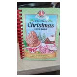 New Gooseberry Patch Christmas Cookbook