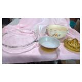 Kitchen Ware Lot. Fire King,Pyrex, etc