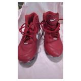 Boys Nike Baseball Spike Shoes. Size 1YUsed in