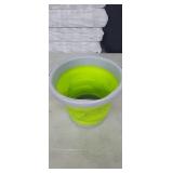 5L Collapsible Bucket, Green & Grey*has been