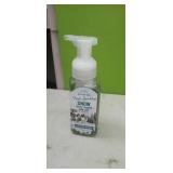 Bath & Body  Fresh Sparkling Snow Gentle Foaming