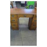 Maple 7 Drawer Desk  40" Wide