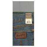 (New) 32x32 Wrangler Retro Men