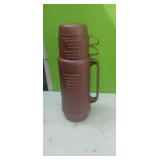 Thermo Serv  Thermos with 2 cups ( used)