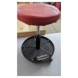 Pittsburgh Mechanics Roller Seat Adjustable