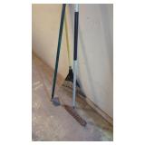 Fiskars Rake, Leaf Rake and Hoe