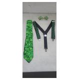Shamrock Suspenders, Tie & Glasses *appears