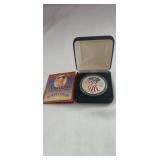 2000   1oz American Silver Eagle in full color.