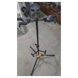 Hercules Triple Guitar Stand Has been Used,