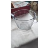 8 Cups   (2Qt)  Glass Measuring Cup.  Anchor