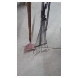 Shrub Rake & Hoe Estate