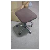 Roll around Stool Adjustable Height