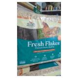 Fresh Flakes Premium Poultry Bedding.  4 cu Ft