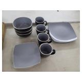 13 Pc Stoneware Dinnerware Set, Black & Grey
