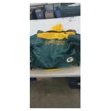 2x Green Bay Packers  Coat ( used)
