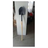 Very Nice Corona Round Point Shovel