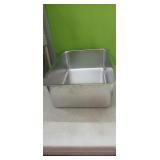 (New) Stainless Cat Litter Box (12" x 18" x6" )