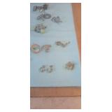 *Estate * Jewelry box with 26 pair of earrings.