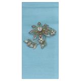 *Estate * Vintage Goldtone Flower Brooch with