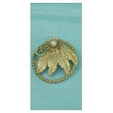 *Estate * Vintage Gold Tone Faux Pearl in Hoop