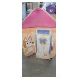 Pop-Up "Bluey" Tent*appears used, in good