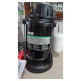 New Wayne 1/2 HP Sump Pump   4300 GPM. This Pump