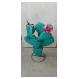 Metal Cactus Yard Decoration 27" tall x 20" wide