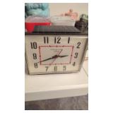 Vintage  General Electric Telechron Alarm clock,
